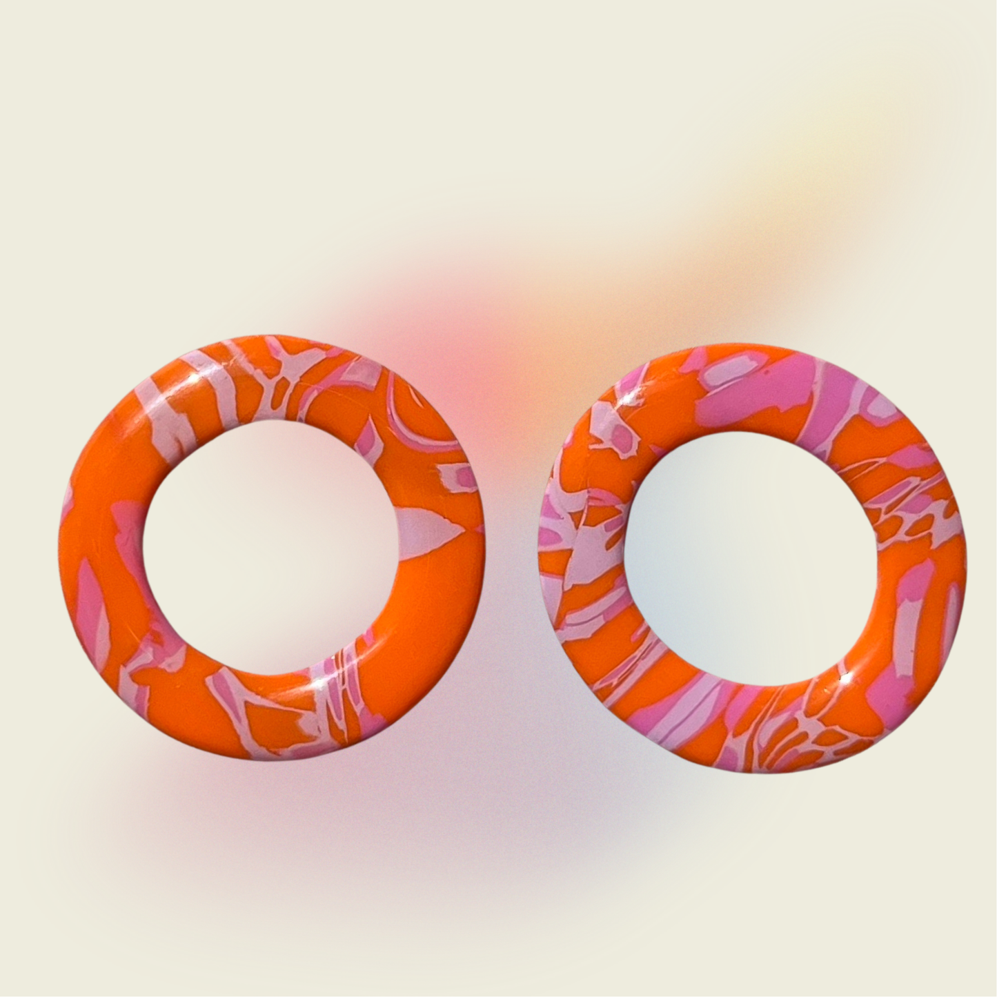 Mary Round Circle Small