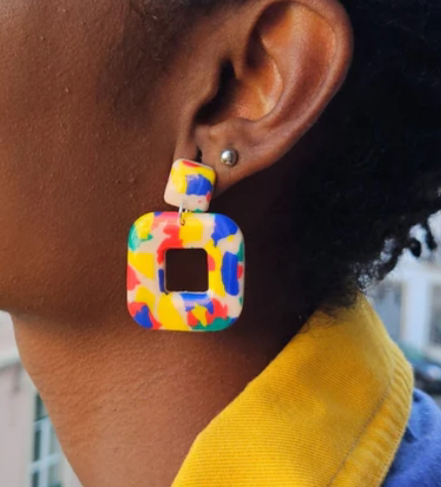 3 a Square - classic earrings (A)