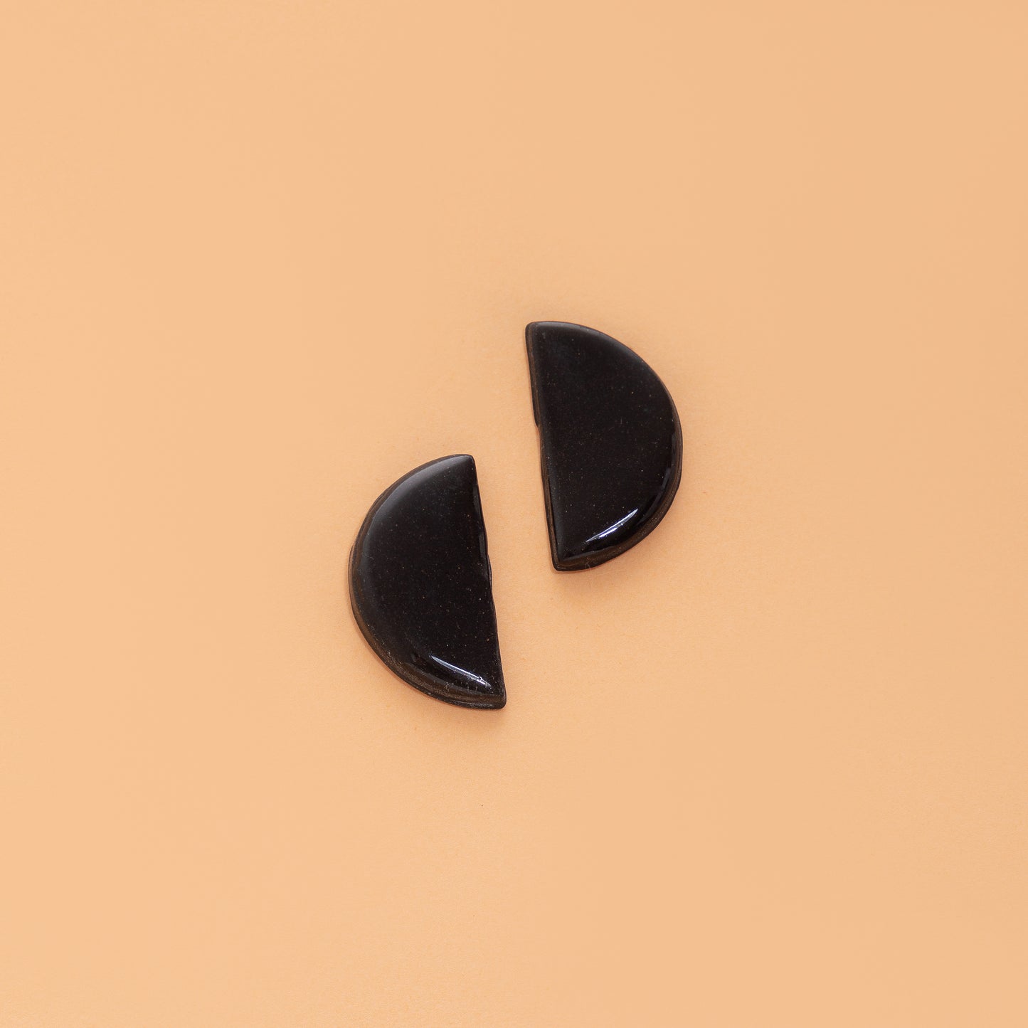 Black Half-Moon Earrings - Thaiane Handmade Jewelry 